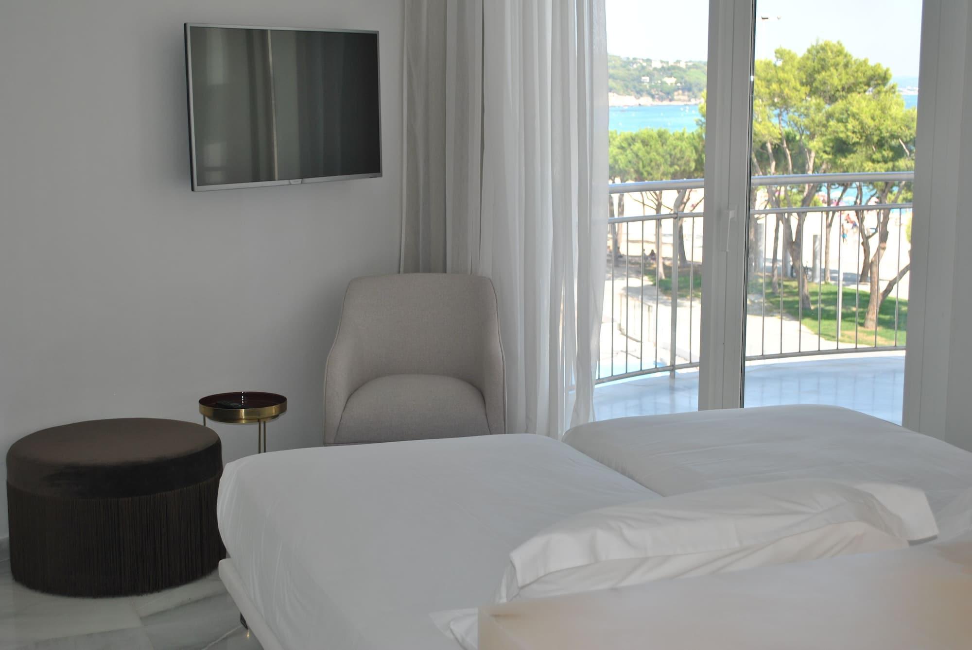 Hotel Aromar Кастел Пладжа де Аро Екстериор снимка