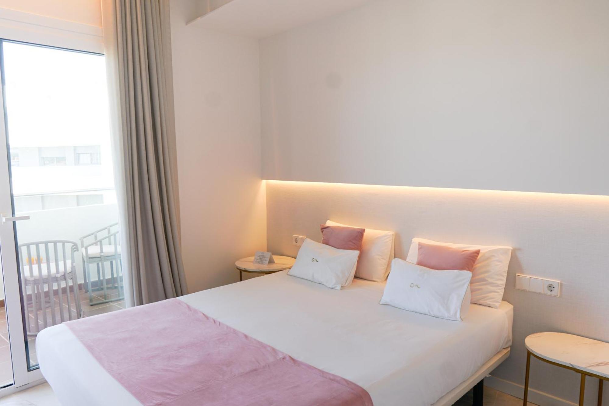 Hotel Aromar Кастел Пладжа де Аро Стая снимка