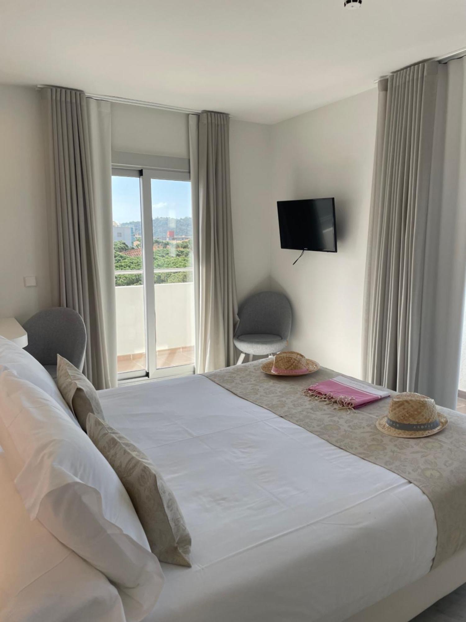 Hotel Aromar Кастел Пладжа де Аро Екстериор снимка